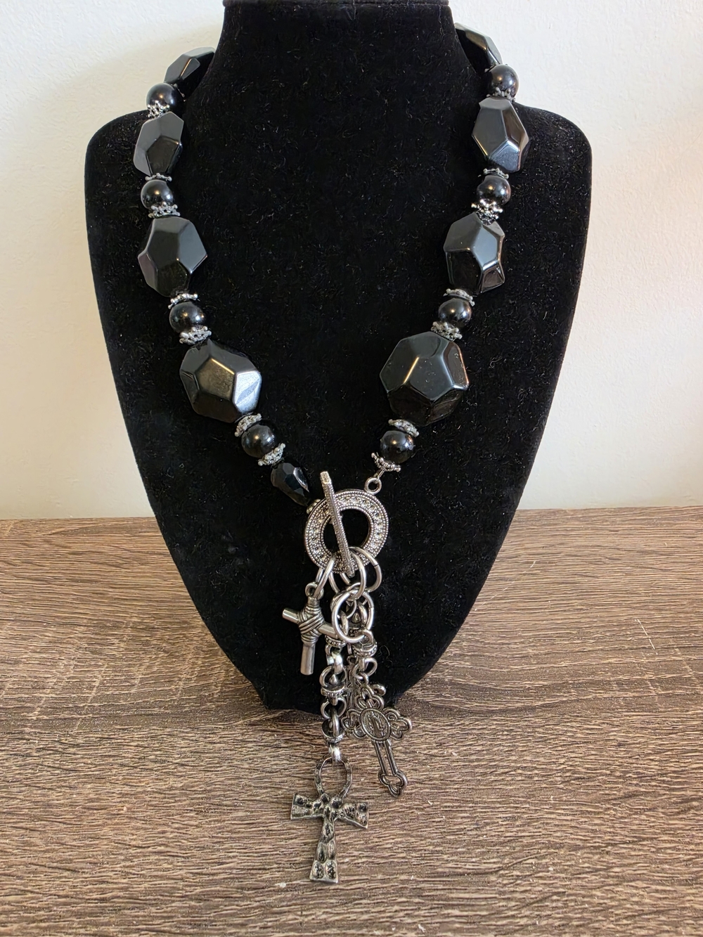 Black Chunky Bead Cross Charm Necklace Choker The Craft